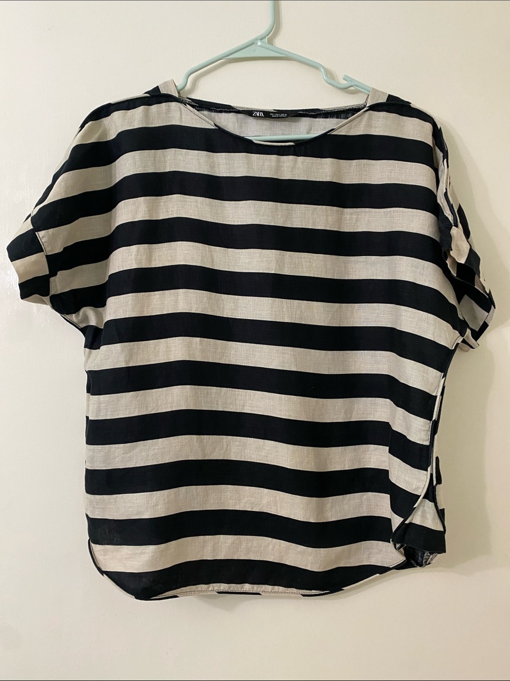 Zara Black and Cream Wide-Stripe Short Sleeve Blouse